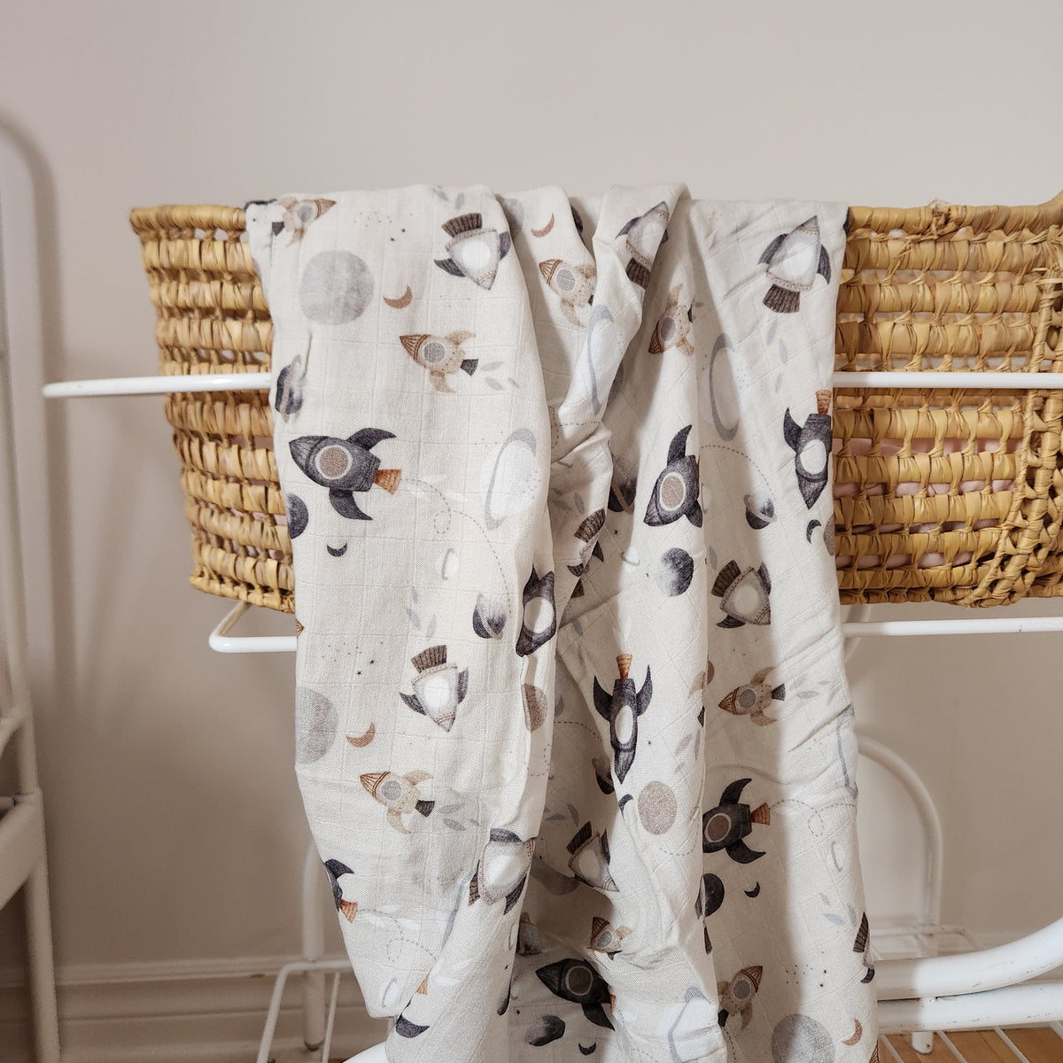 Mousseline - Dans l'espace -  47 "x 47"  70% bamboo 30% coton