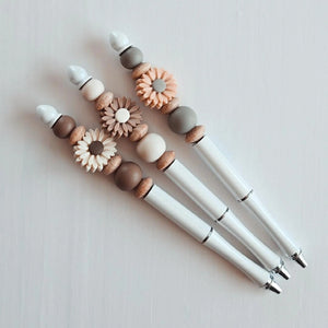 Crayon stylo encre noir - Marguerite