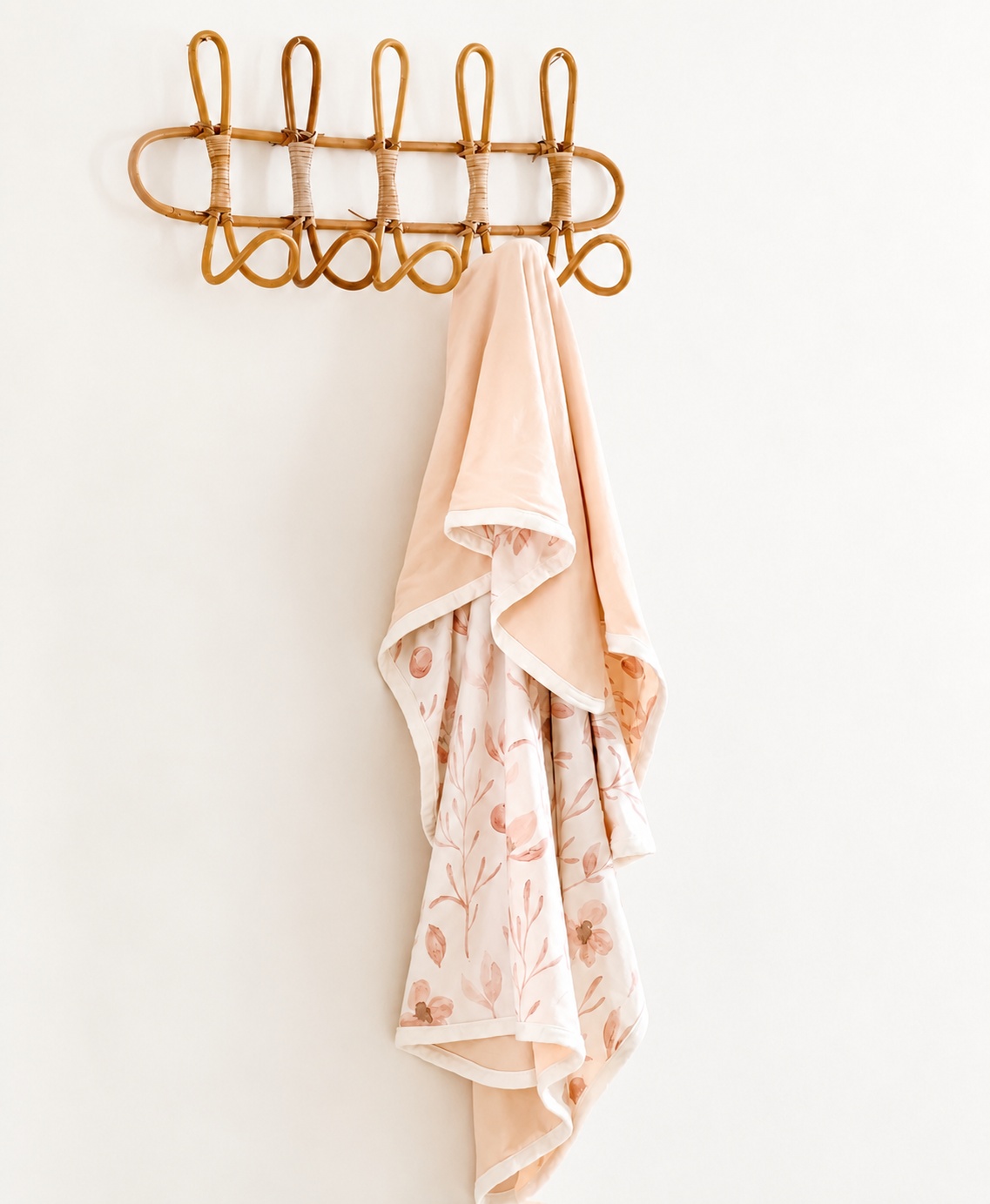 Doudou Jersey - Fleural / Blush 34" x 44"