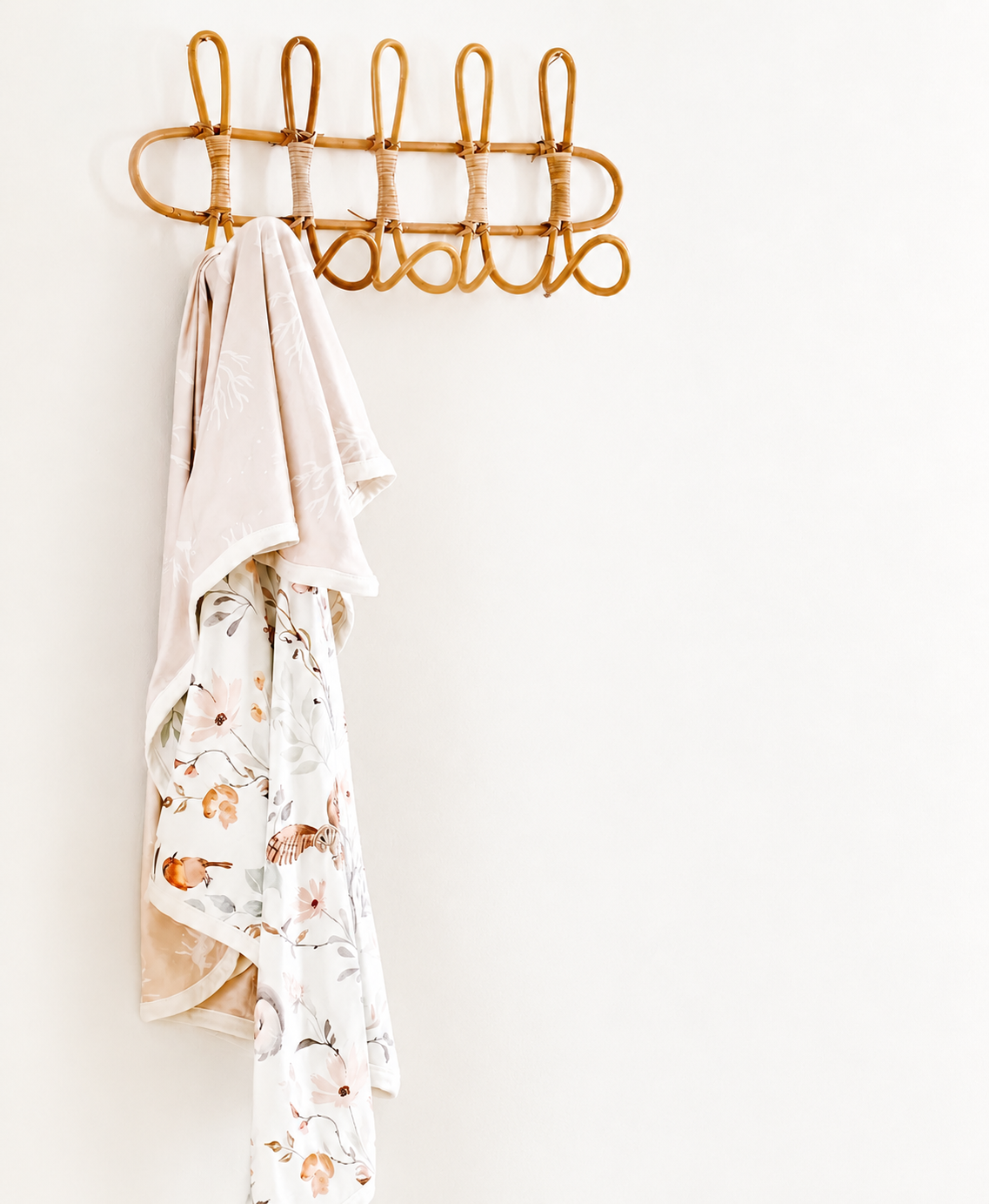 Doudou Jersey - Animaux forêt / Branche floral -cerf  34" x 44"