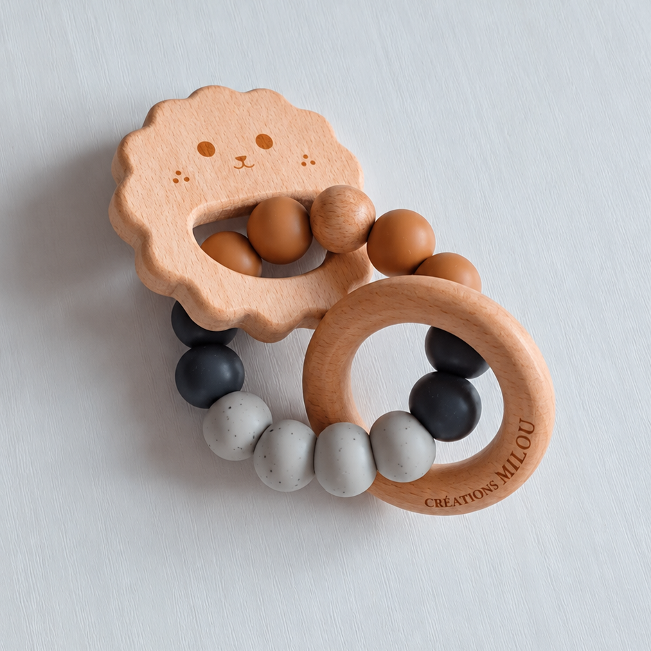 NOUVEAU - Hochet de dentition - tête de lion - Charcoal , caramel et argile speckled